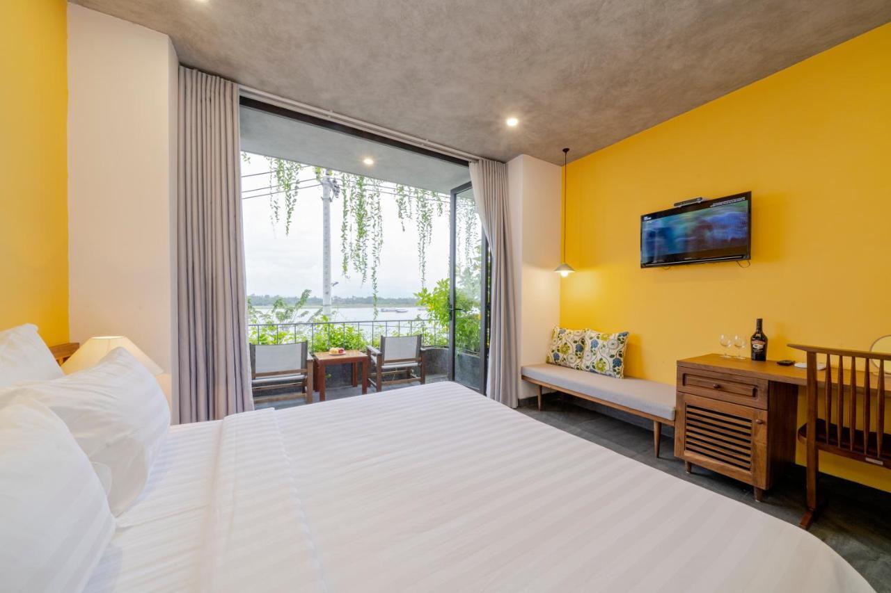 Serene Riverside Hotel Hoi An Exterior photo